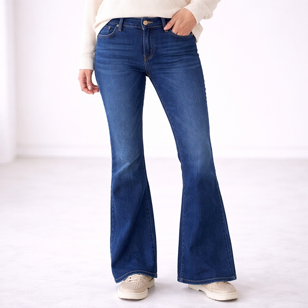 Women's Flared Blue Jeans